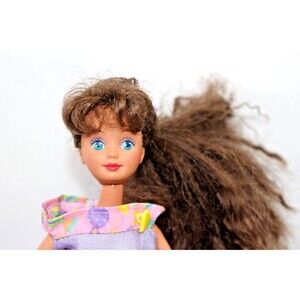 1987 Barbie Skipper Courtney Wavy Long Brunette Hair Doll